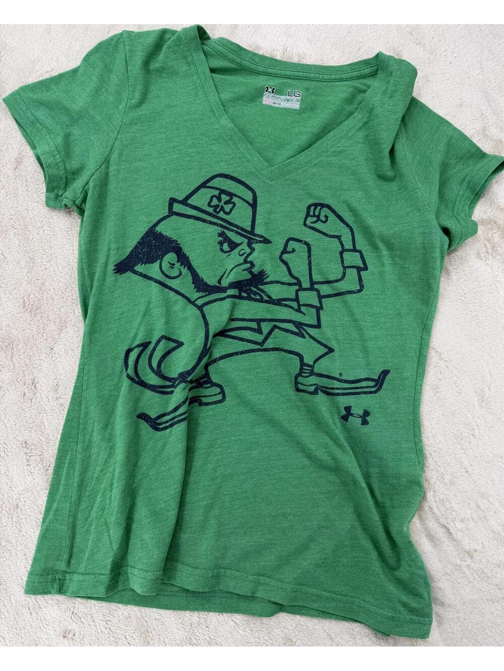Under Armour Vintage Graphic V-Neck T-Shirt Fitted Large‎ Green Cotton